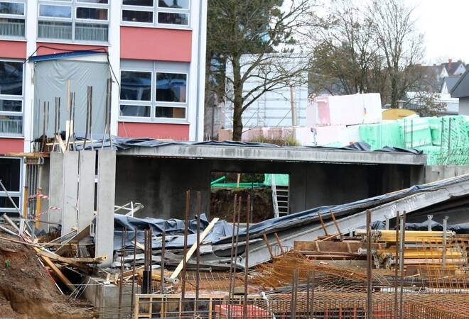 Buchen Deckeneinsturz Verzogert Bgb Erweiterung Kaum Buchen Rnz