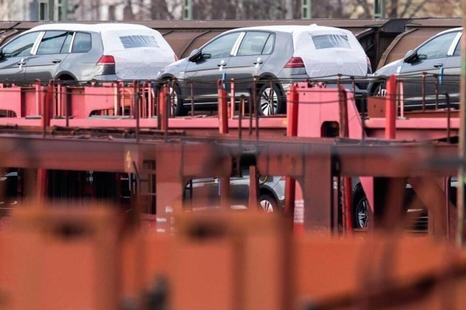VW-Konzern legt bei Verkäufen zu VW-Konzern legt bei Verkäufen zu