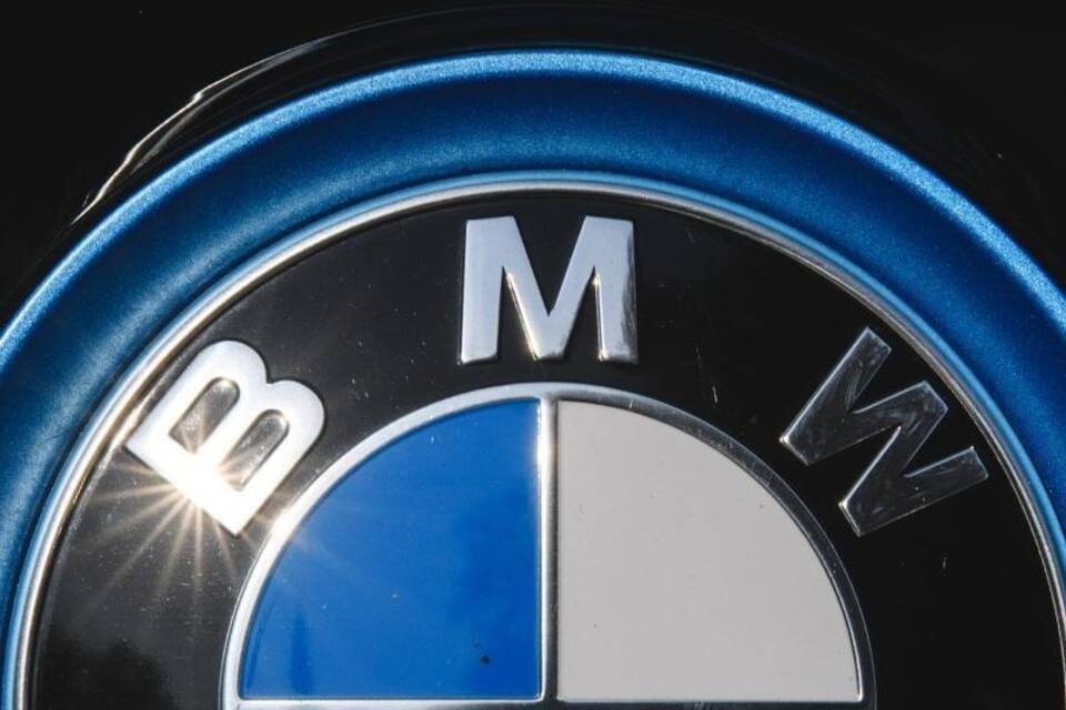 BMW ruft in USA über 300.000 Autos zurück BMW ruft in USA über 300.000 Autos zurück