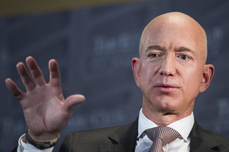 Jeff Bezos Jeff Bezos