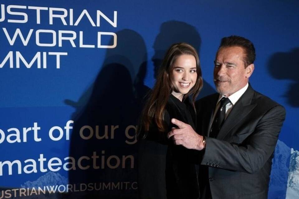Arnold Schwarzenegger Arnold Schwarzenegger