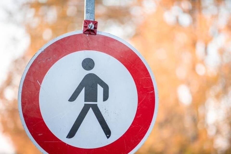 Durchgang verboten Durchgang verboten