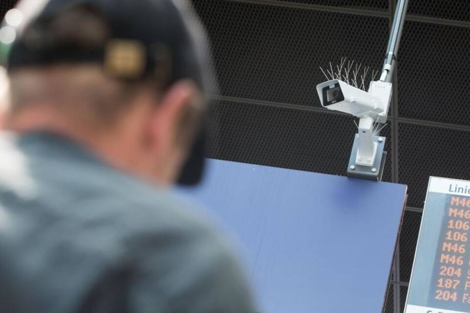 Automatische Gesichtserkennung Automatische Gesichtserkennung
