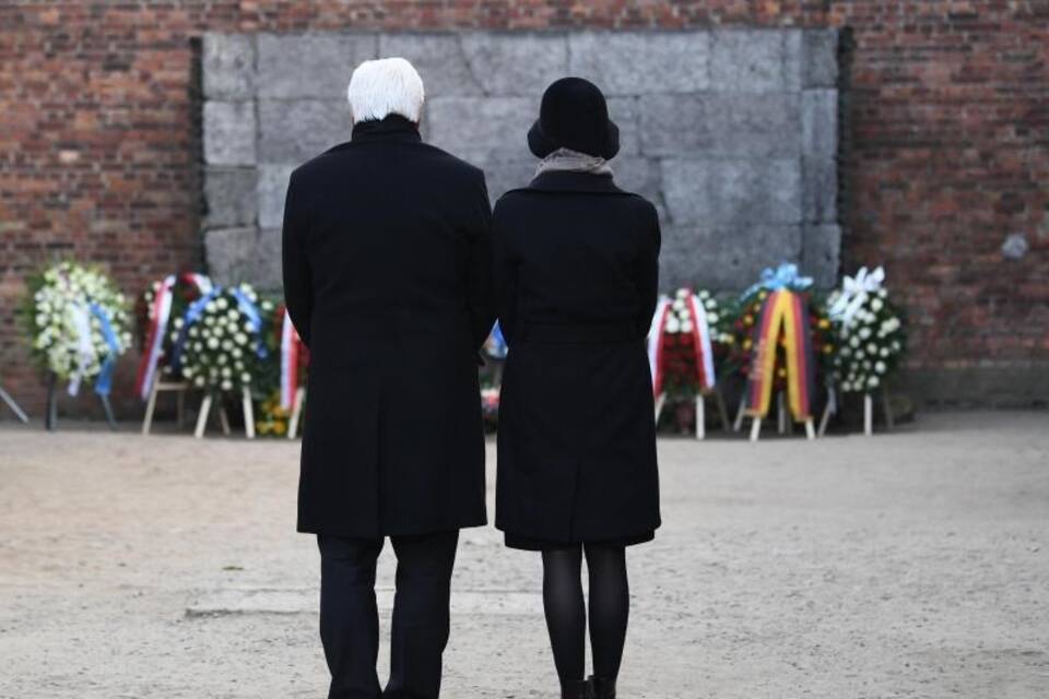 Holocaust Gedenktag - Auschwitz Holocaust Gedenktag - Auschwitz