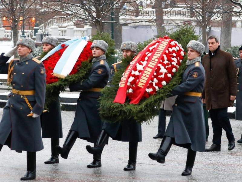 Konflikt in der Ukraine: CSU-Chef Söder trifft Kremlchef Putin in Moskau - Ausland - RNZ