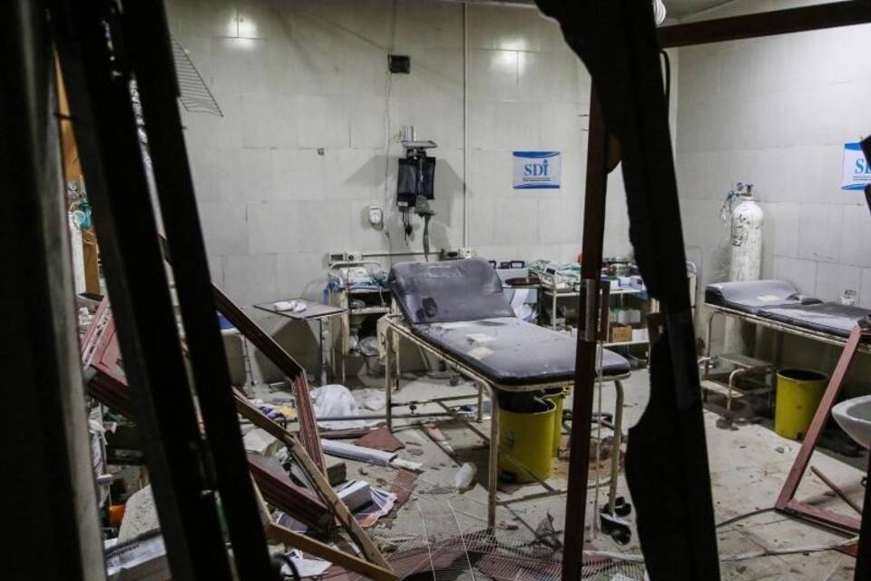 Krankenhaus bombardiert Krankenhaus bombardiert
