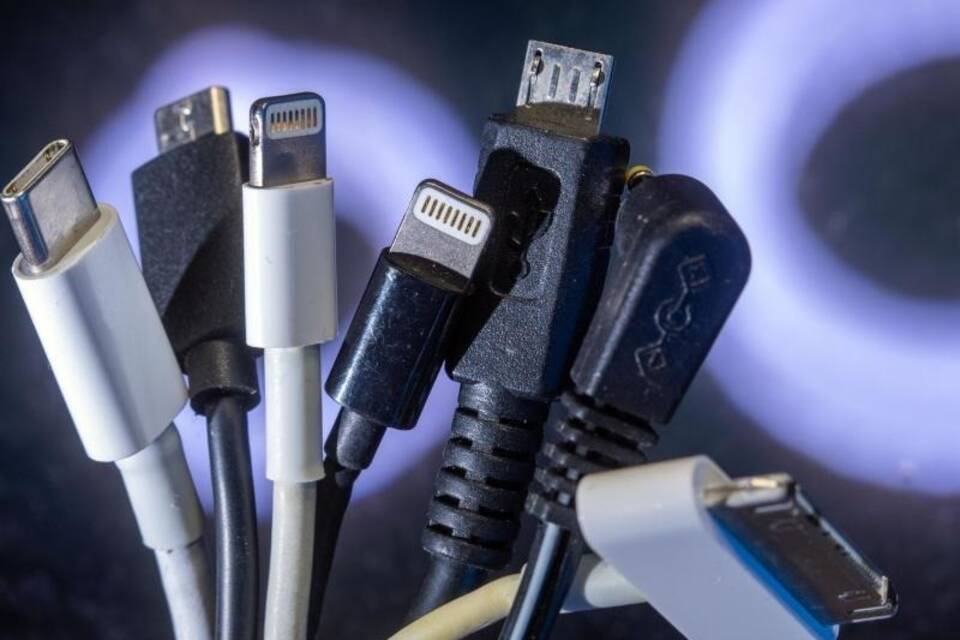 Ladekabel für unterschiedliche Handymodelle Ladekabel für unterschiedliche Handymodelle