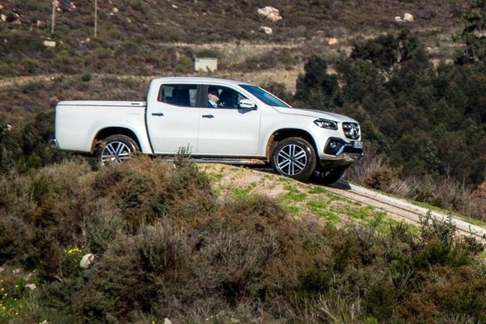 Mercedes-Pickup Mercedes-Pickup