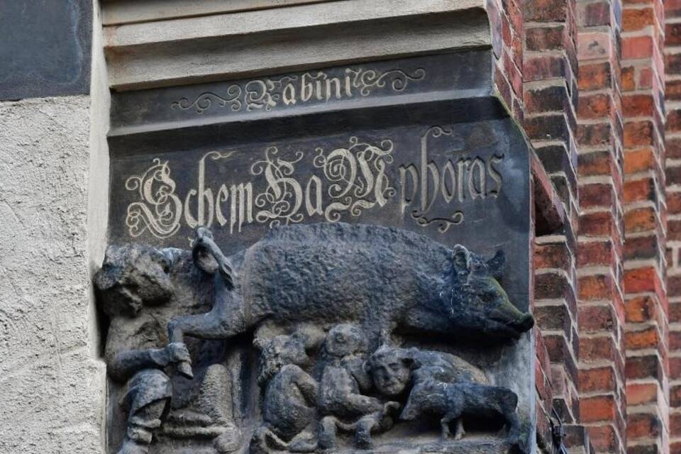 Antijüdisches Relief Antijüdisches Relief
