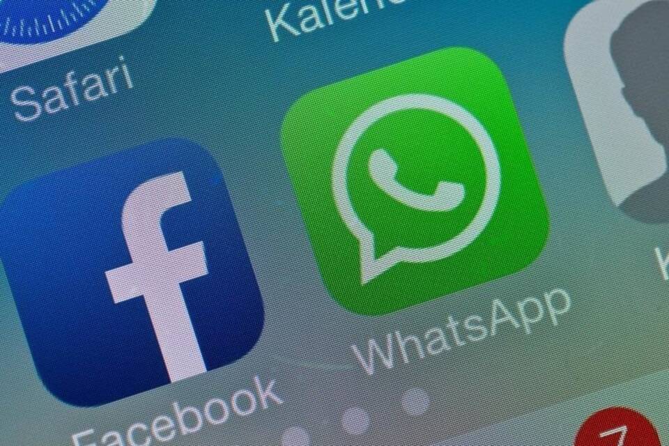 WhatsApp WhatsApp