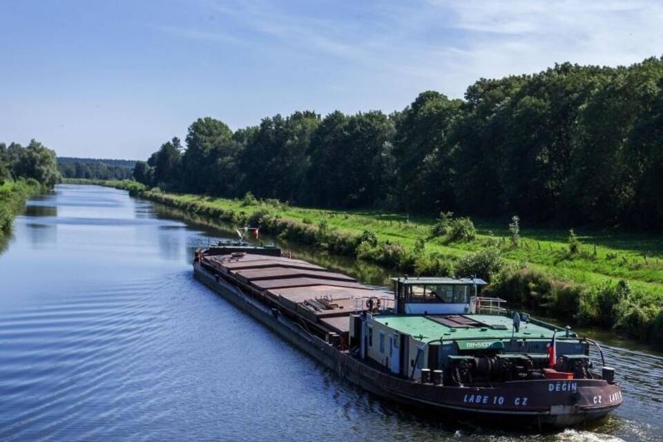 Elbe-Lübeck-Kanal
