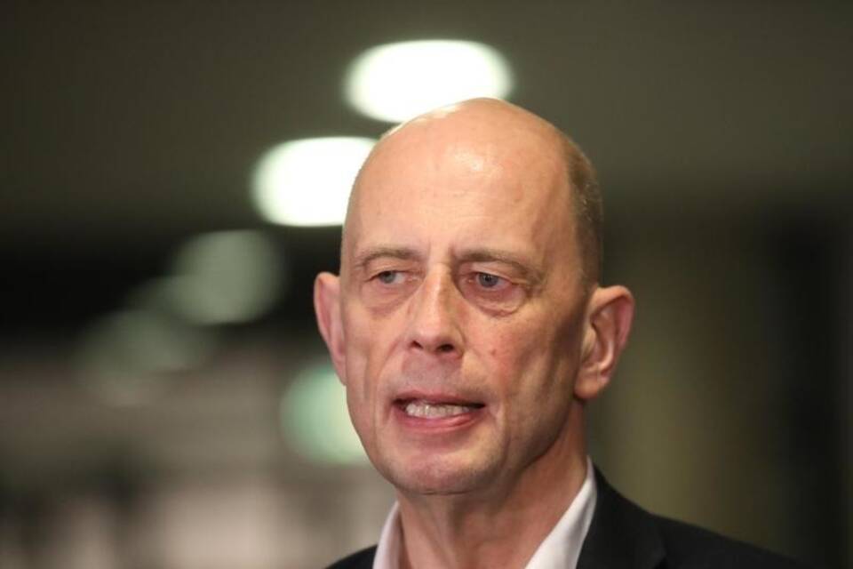 Wolfgang Tiefensee Wolfgang Tiefensee