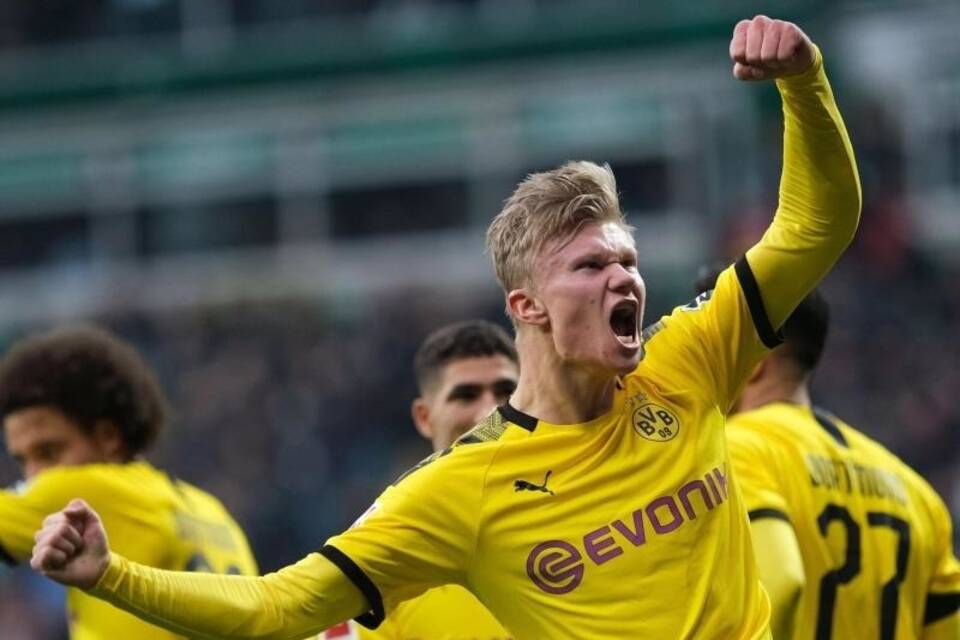 Werder Bremen - Borussia Dortmund Werder Bremen - Borussia Dortmund