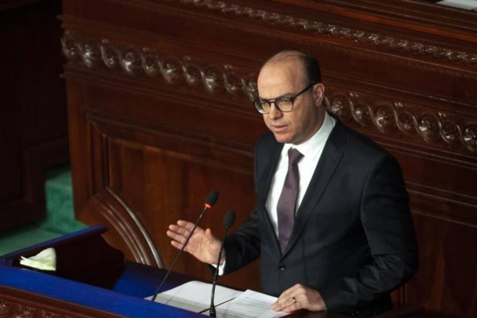 Tunesien: Parlament spricht Regierung Vertrauen aus Tunesien: Parlament spricht Regierung Vertrauen aus