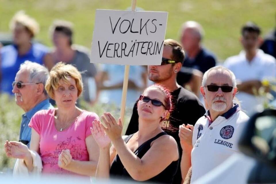 «Volksverräterin»