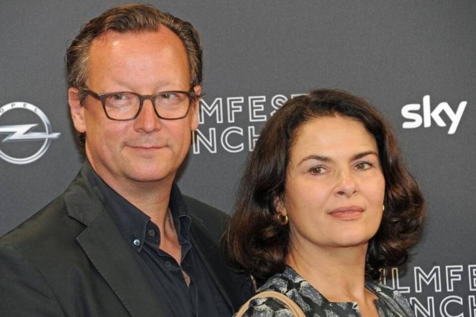 Matthias Brandt + Barbara Auer Matthias Brandt + Barbara Auer