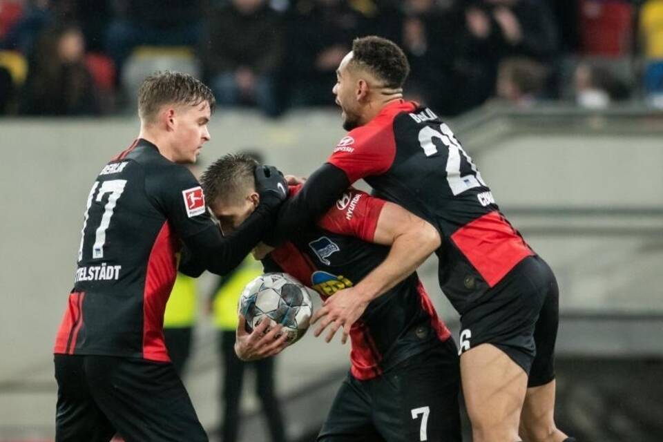 Gefühlter Sieg Gefühlter Sieg
