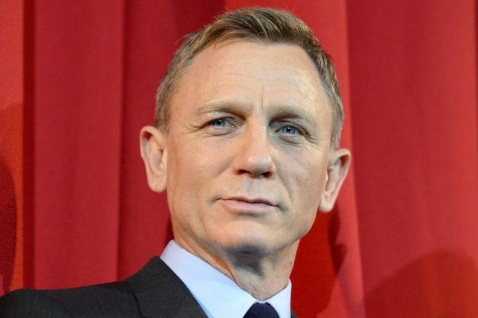 Daniel Craig