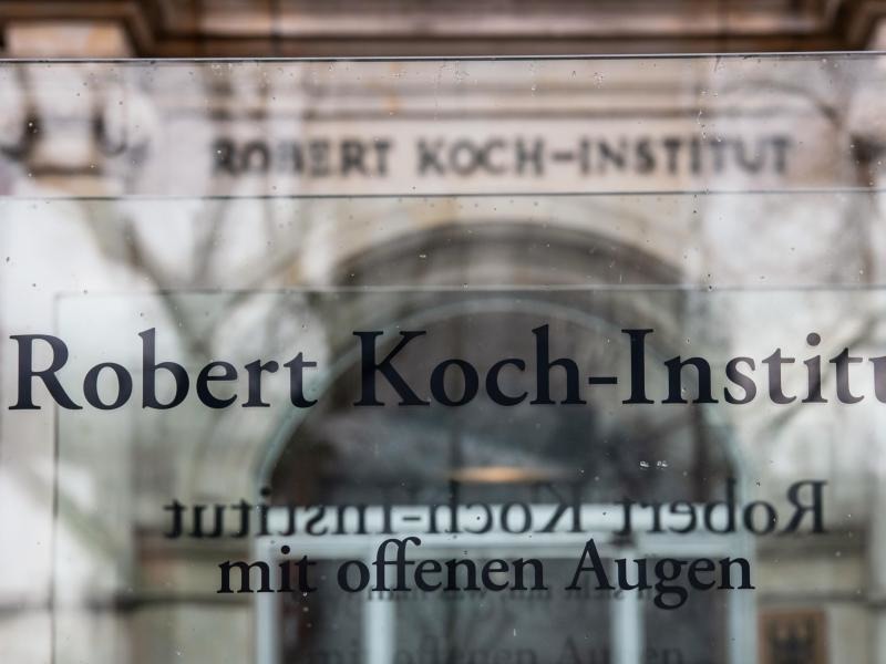 Gegen Sars Cov 2 Rki Corona Impfstoff Im Fruhjahr 2021
