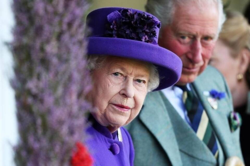 Queen + Prinz Charles