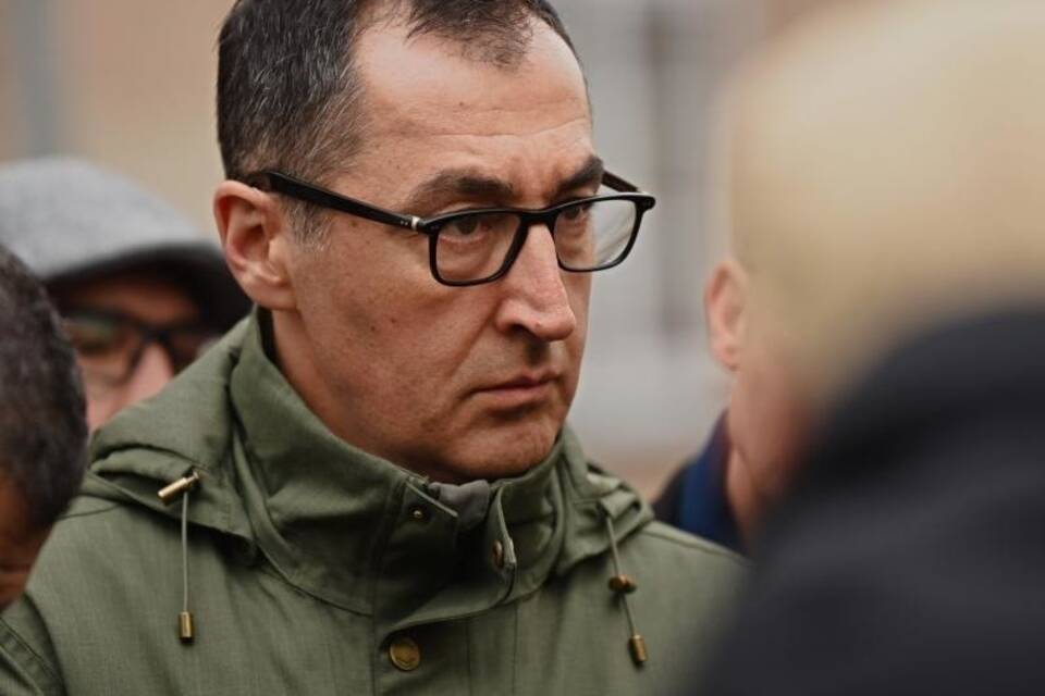 Cem Özdemir Cem Özdemir