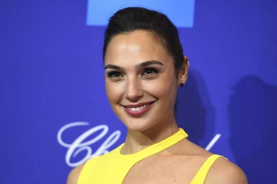 Gal Gadot Gal Gadot