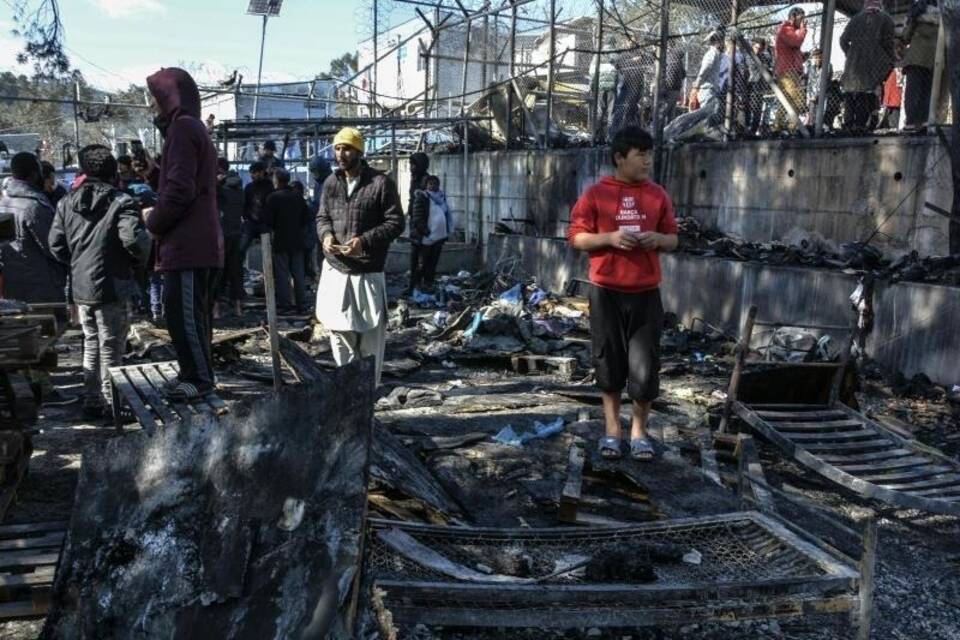 Feuer auf Lesbos Feuer auf Lesbos