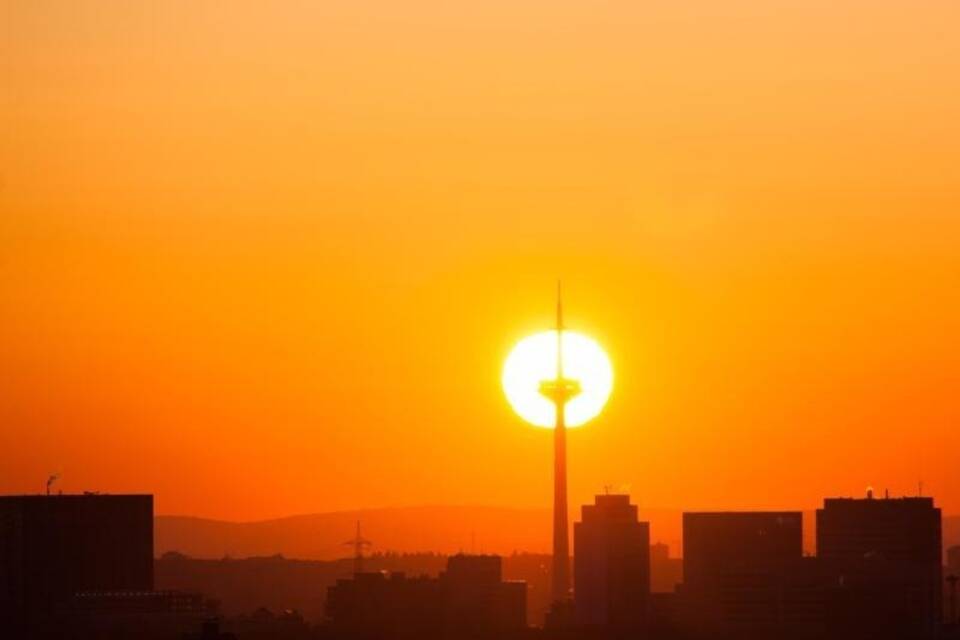 Sonnenaufgang in Frankfurt Sonnenaufgang in Frankfurt
