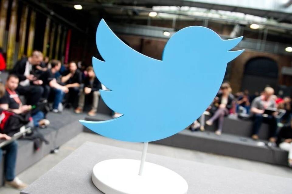 Twitter Twitter