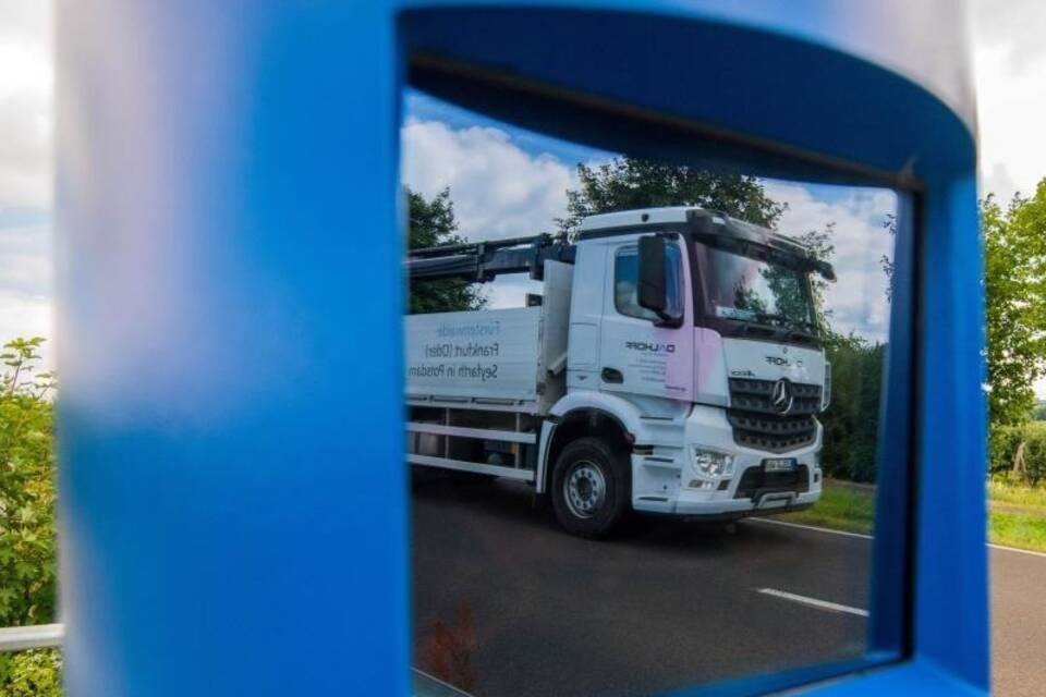 Lkw-Maut auf Bundesstraßen Lkw-Maut auf Bundesstraßen