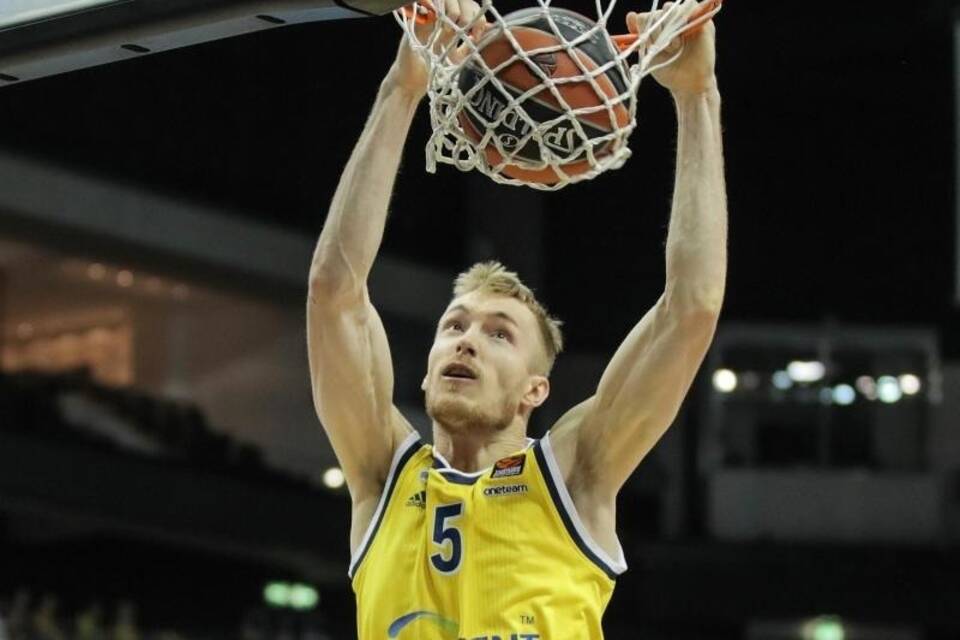 Basketball Basketball