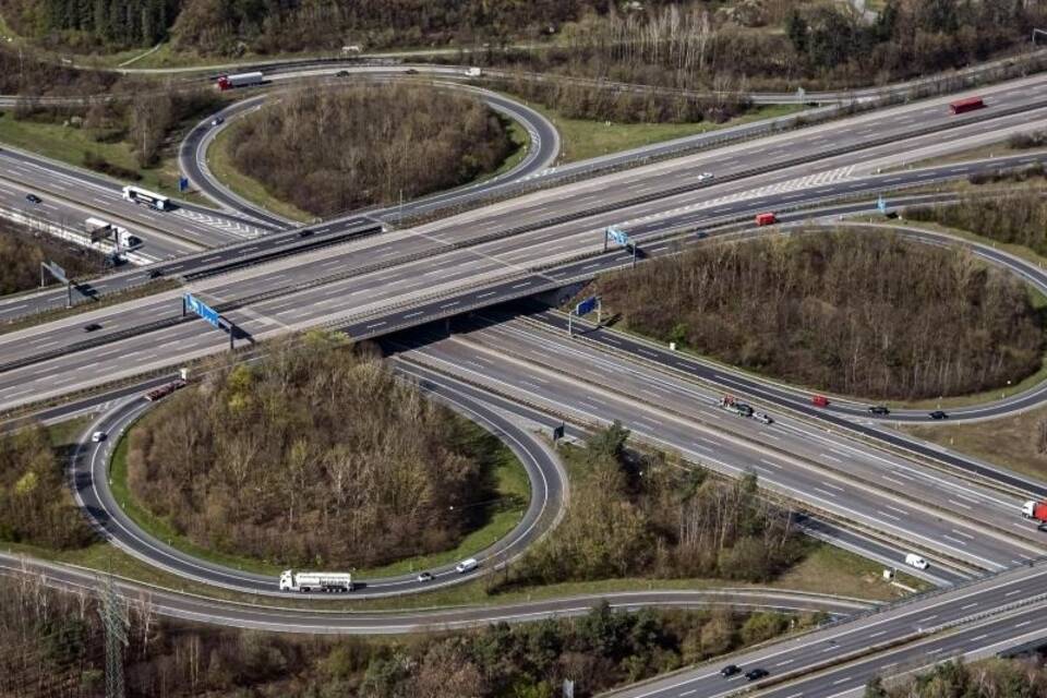 Autobahn bei Frankfurt am Main Autobahn bei Frankfurt am Main