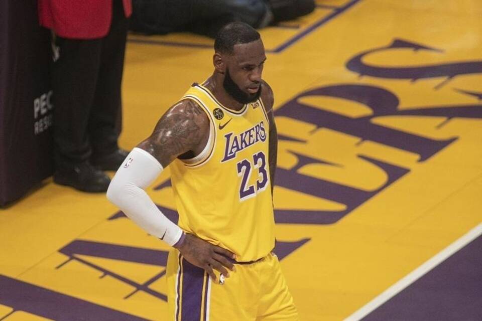 LeBron James LeBron James