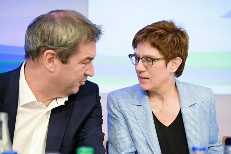 Söder und Kramp-Karrenbauer