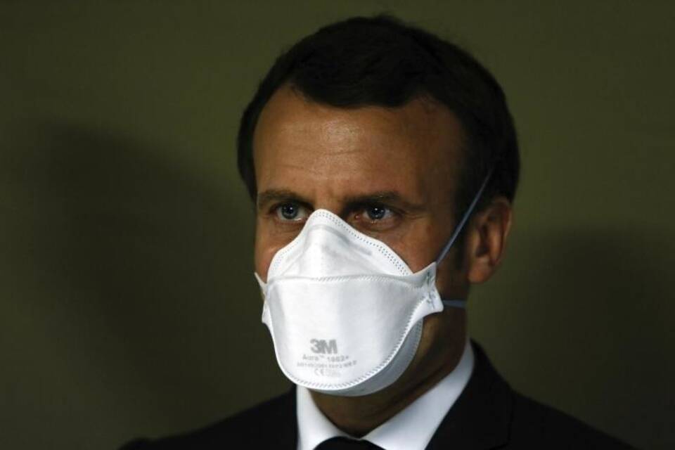 Macron Macron