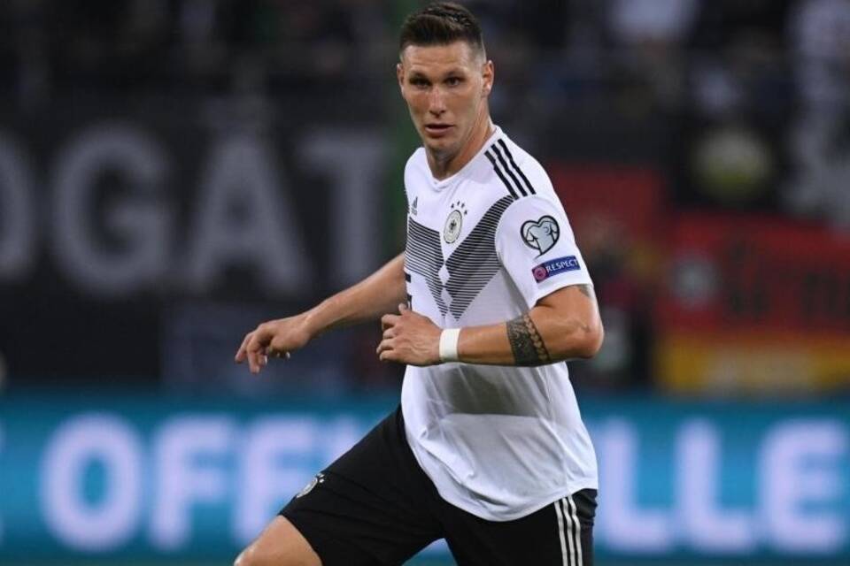 Niklas Süle Niklas Süle