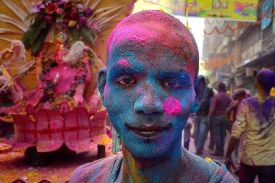 Holi