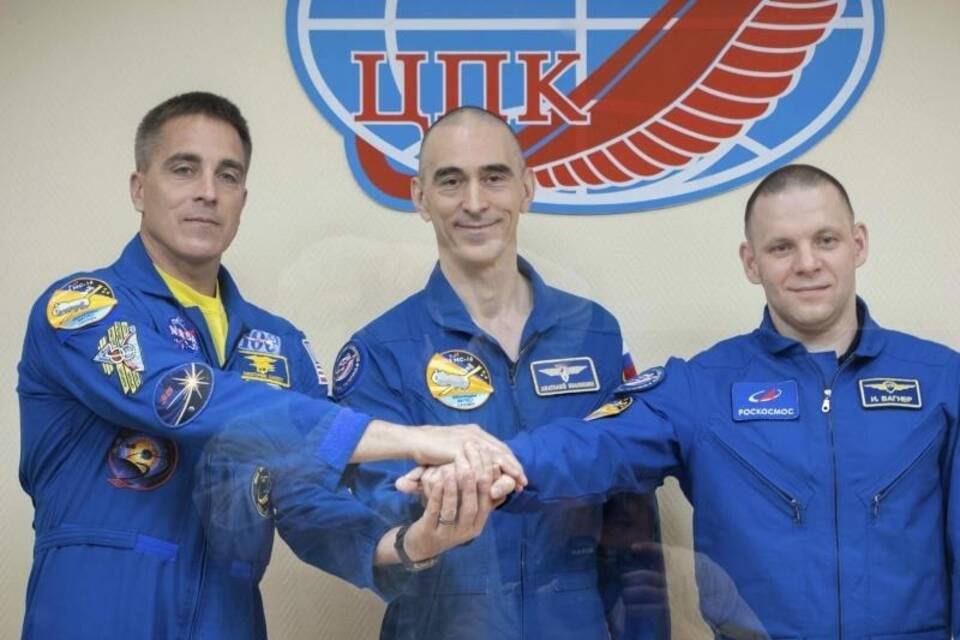 Raumfahrer vor Start zur ISS