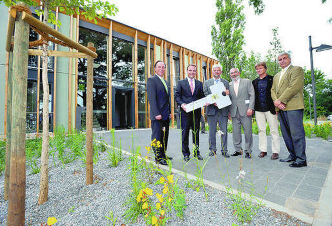 Das Land Baut Das Gartenbau Kompetenzzentrum Aus Nachrichten Aus