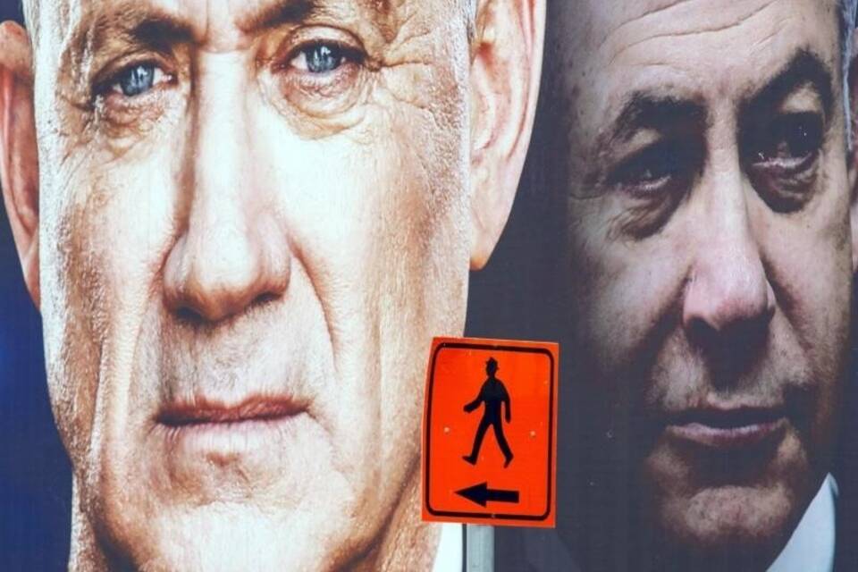 Große Koalition in Israel vereinbart Große Koalition in Israel vereinbart