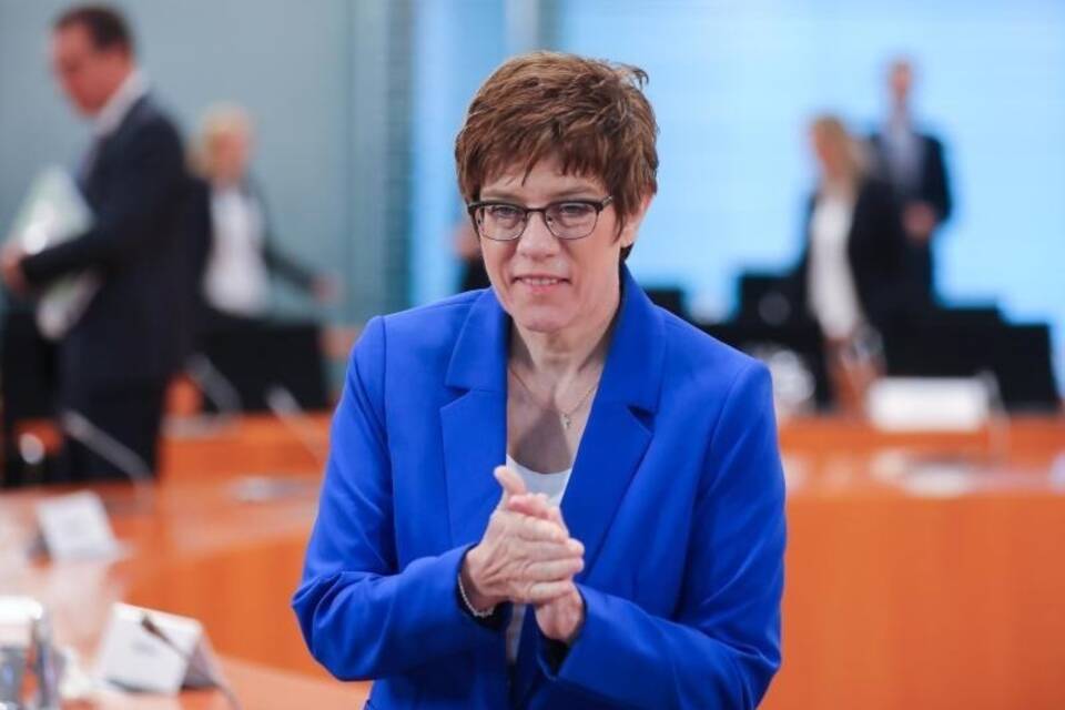 Kramp-Karrenbauer Kramp-Karrenbauer