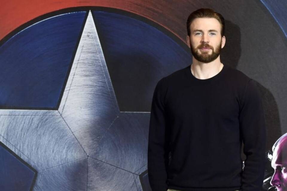 Chris Evans Chris Evans