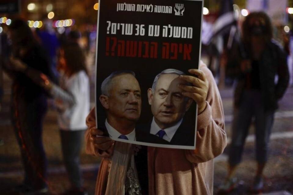 Demonstration Demonstration