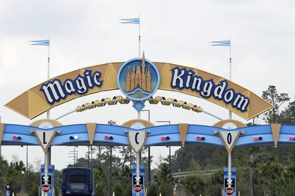 Disney-World Disney-World