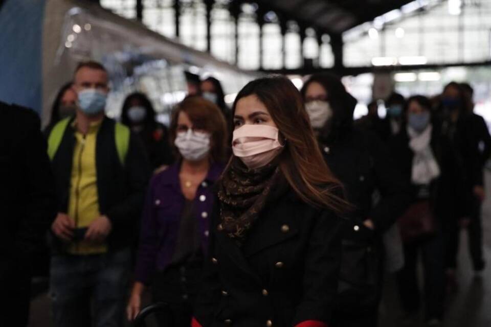 Paris Paris