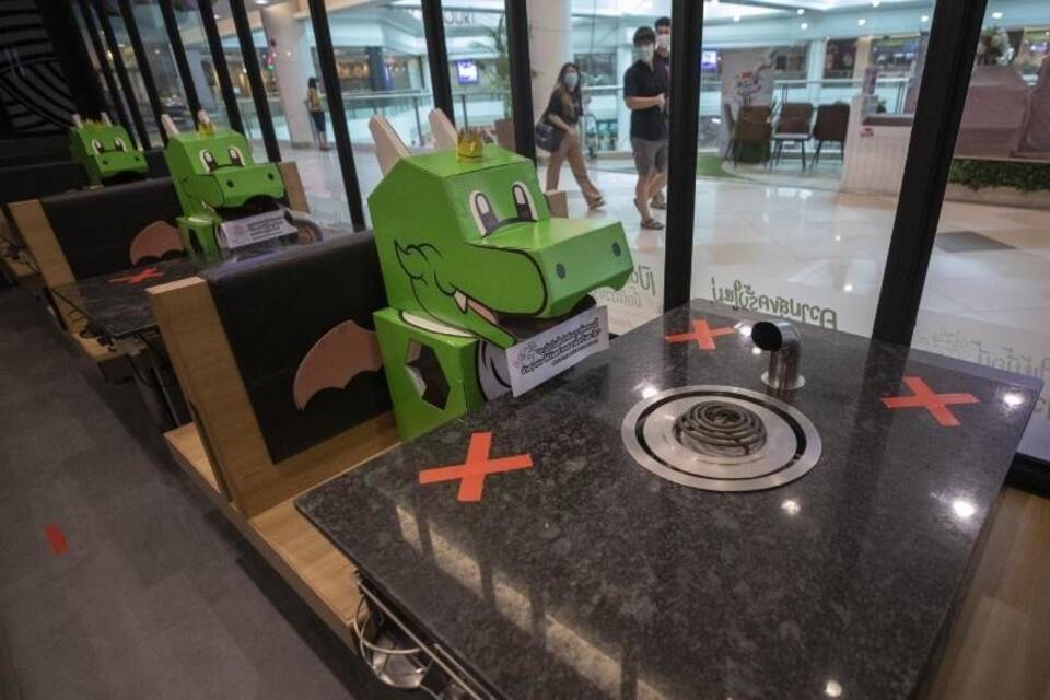 Mein Sitznachbar, der Drache Mein Sitznachbar, der Drache