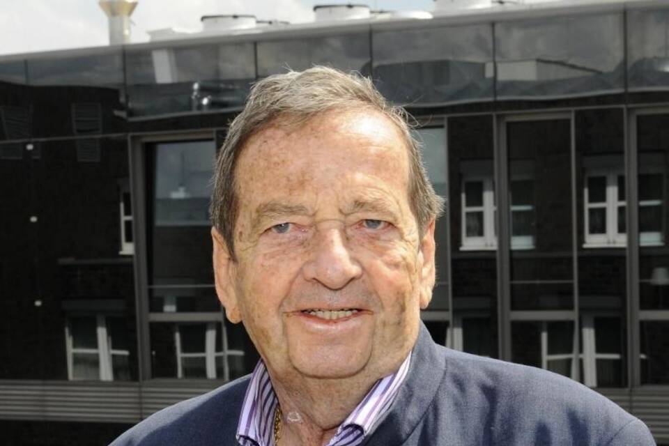 Peter Thomas Peter Thomas