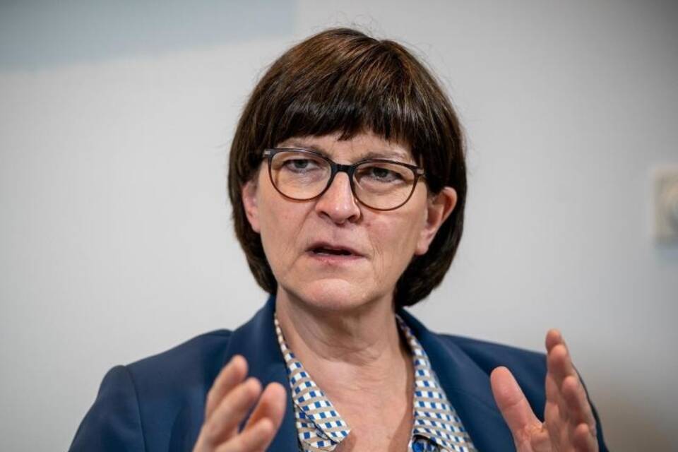 Saskia Esken Saskia Esken