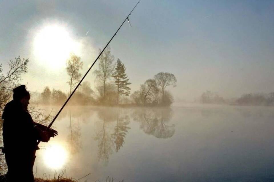 Angler am Baggersee