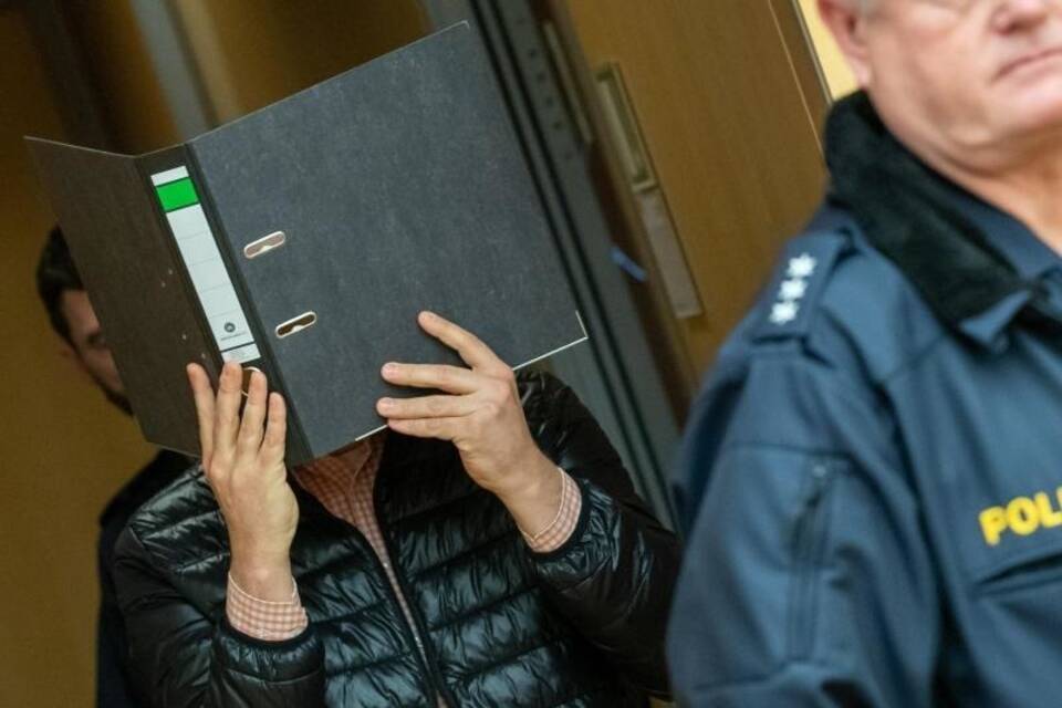 Prozess wegen Kindesmissbrauchs Prozess wegen Kindesmissbrauchs